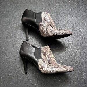 Cole Haan Maxfield Black Snake Print Heel Pump Women's 5.5